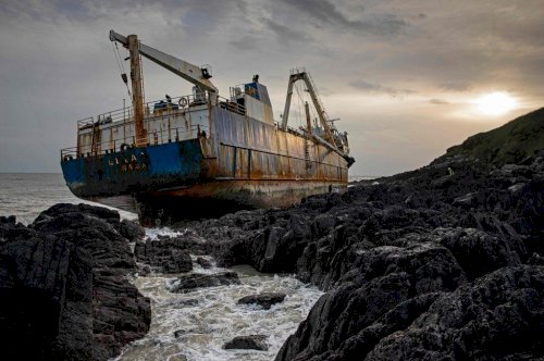 Storm Dennis Pushes Ghost Ship To The Coast Of Ireland