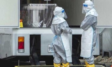 جريمة إنسانية... موظف بخدمة الإسعاف يكشف دفن 3 عمال نيباليين مصابين بفيروس 