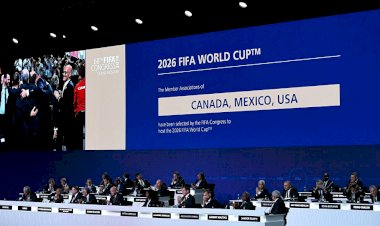 جوزيف بلاتر  يلوح بسحب ملف كأس العالم من قطر.. أميركا قادرة على استضافته