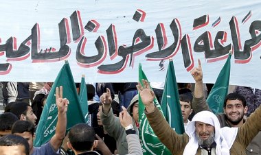 أوبئة فتّاكة تنهش في اليمن.. وتحالُف قطريّ إخوانيّ يستغلّ الأوضاع.. شاهِد التفاصيل