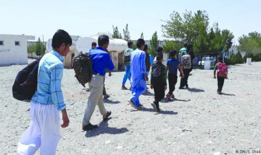 قتل واضطهاد.. اللاجئون الأفغان في إيران يعيشون أسوأ أيامهم