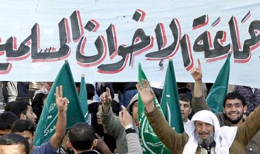 حكاية شعب لقن الإخوان درساً في شوارع المحروسة