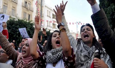 خبراء ونواب: تردي الأوضاع الاقتصادية يُشعل احتجاجات تونس الفئوية