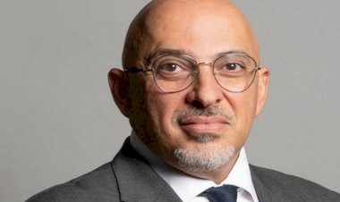 ناظم الزهاوي.. وزير بريطاني