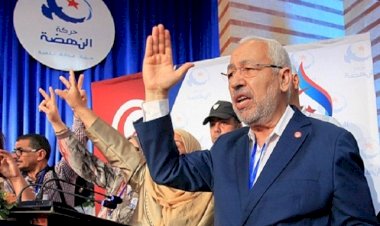 تونسيون : الإخوان تزيد سيطرتها وسنستمر في الاحتجاج ضدهم