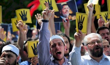 باستخدام اللجان الإلكترونية.. كيف يُخطط الإخوان لإنجاح سياسة نشر الفوضى؟