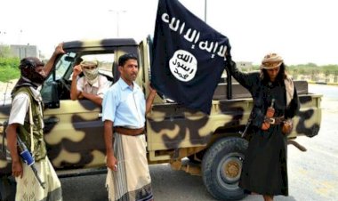 لاستعادة السيطرة على اليمن.. تنظيم القاعدة يستغل التصعيد بمأرب