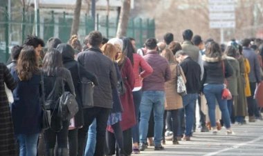 جيش العاطلين يطارد أردوغان..  أكثر من 10 ملايين تركي لا يجدون عملا