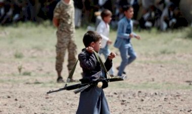 تسميم عقول الأطفال باستغلال المدارس.. جريمة جديدة لميليشيا الحوثي في اليمن