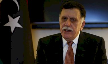 كواليس شراء فايز السراج وعائلته لجوازات سفر لإحدى الدول بالمحيط الهادئ