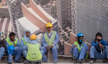 الأمين العامّ لاتحاد الكرة الهولندي يقرر ملاحقة انتهاكات قطر لحقوق الإنسان