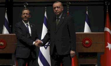 زيارة الرئيس الإسرائيلي إلى تركيا تكشف تناقضات أنقرة ومتاجرتها بالقضية الفلسطينية