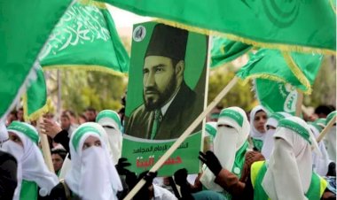 تخوُّف وقلق داخل الإخوان.. مصر تطلب من الإنتربول القبض على حمزة زوبع وعناصر إرهابية