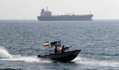 ما وراء الهجوم الإيراني على ناقلات النفط الدولية قُبالة سواحل عمان؟
