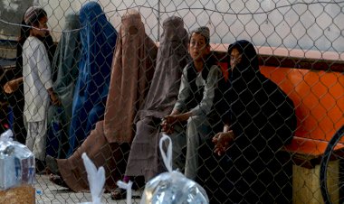 جماعات الإغاثة الأجنبية توقف عملها في أفغانستان وتهديدات بأزمة إنسانية جديدة