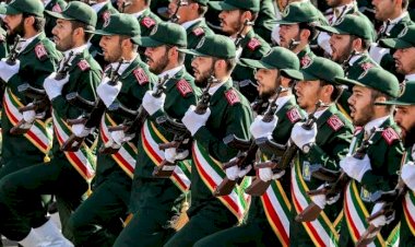 منظمة عنيفة ومتطرفة.. لماذا تسعى أوروبا لحظر حرس إيران؟