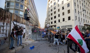 اليونيسف تحذر من تفاقم الأزمة الاقتصادية في لبنان.. تقود الشعب نحو المجهول
