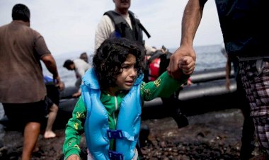 العزل والفشل.. سياسات أوروبا لإعادة دمج اللاجئين في المجتمع تأتي بنتائج عكسية