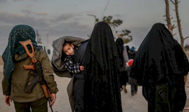 لمواجهة التهديدات المسلحة.. العراق يستعيد عناصر داعش من مخيم الهول في سوريا