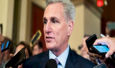 لأول مرة في التاريخ الأميركي.. تداعيات وكواليس إقالة رئيس مجلس النواب