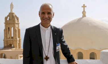 من هو الجزائري الذي عينه البابا بـ مجمع الكرادلة ؟