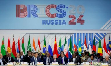 البريكس تمهد لنظام مالي عالمي جديد.. هل اقترب نهاية عصر هيمنة الدولار؟