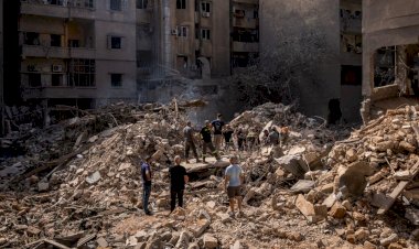 تصعيد في جنوب لبنان.. إسرائيل تواصل غاراتها ورد صاروخي من حزب الله.. ماذا يحدث؟