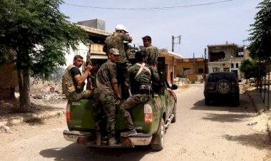 بين النار والدبلوماسية.. هل يتلاشى حلم السلام في سوريا؟.. خبراء يجيبون