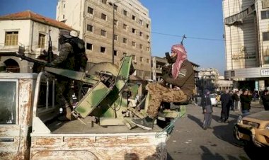 طارق فهمي: سيناريوهات قاتمة للوضع في سوريا بعد سقوط الأسد