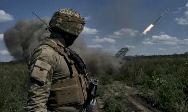 روسيا تُصعّد هجماتها.. غارات جوية مكثفة على مسقط رأس زيلينسكي