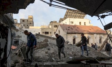 غزة تحت القصف.. تدمير آخر مستشفى يعمل وتضييق الخناق على المدنيين