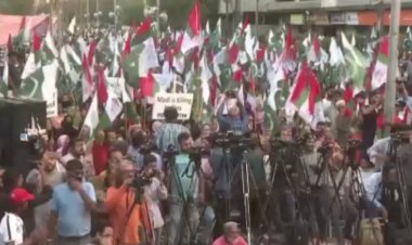 “كراتشي تنتفض”.. مظاهرات غاضبة في باكستان تنديدًا بالتصعيد الهندي الأخير