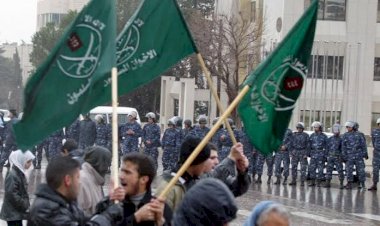 التجنيد الناعم.. الإخوان والمسارات الرقمية لصناعة المتطرفين الجدد