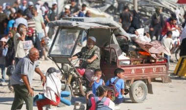 دير البلح تتهاوى.. إسرائيل تفكك ما تبقى من خريطة غزة الإنسانية