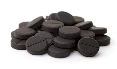 حبوب الفحم: الفوائد.. الاستخدامات.. والأضرار المحتملة