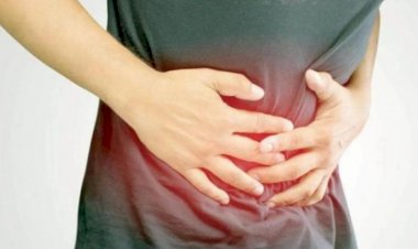 انتفاخ البطن والغازات: الأسباب وطرق التعامل معها