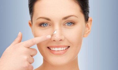 وصفات طبيعية فعّالة للتخلص من الرؤوس السوداء وتنقية البشرة