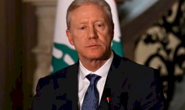 لبنان يجمّد اعتماد السفير الإيراني ويصعّد دبلوماسيًا ضد طهران