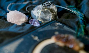 تفسير رؤية أحجار كريمة فى المنام