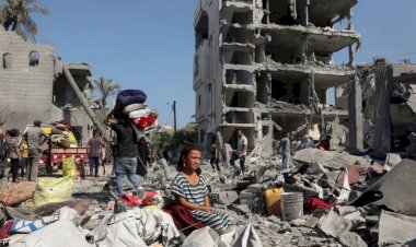 مستشار الرئيس الفلسطيني: الأولوية لتثبيت وقف إطلاق النار وتسريع إعمار غزة قبل حلول الشهر الكريم