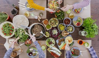 رشاقتك في رمضان دون حرمان.. دليلك الذكي لمائدة متوازنة