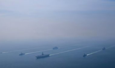 ترامب أمام قرار الحرب أو الاتفاق مع إيران بعد أكبر حشد عسكري منذ غزو العراق