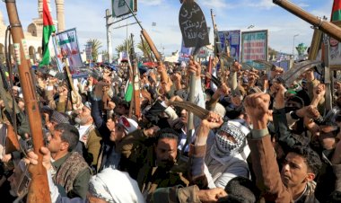 أصفهان تتعرض لقصف أمريكي عنيف وعدوان طهران يشعل الحرائق في الخليج 