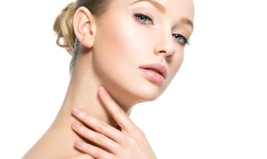 وصفات طبيعية لتبييض الرقبة والتخلص من الاسمرار بسرعة