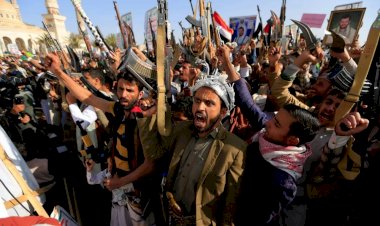 اختطاف الأئمة واستغلال الأطفال.. جرائم جديدة لمليشيات الحوثي في اليمن