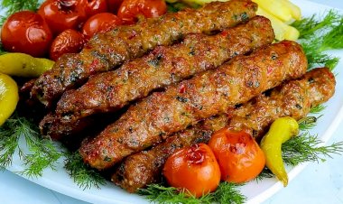 وصفة الكباب التركي في المنزل.. خطوات سهلة وطعم لا يقاوم مثل المطاعم