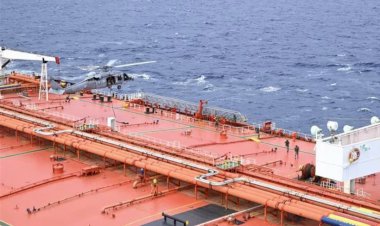 تصعيد بحري غير مسبوق.. واشنطن تطارد ناقلات إيران في أعالي البحار