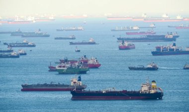 22 يومًا تفصل طهران عن كارثة كبرى.. هل يتوقف النفط الإيراني قريبًا؟