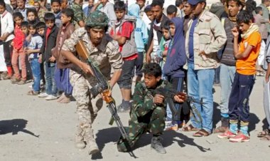 محلل سياسي يمني: تجنيد الأطفال أصبح أحد أخطر أدوات الحوثي لإطالة أمد الصراع