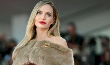 أجمل إطلالات مكياج نجمات فينيسيا.. صيحات جمالية خطفت الأنظار
